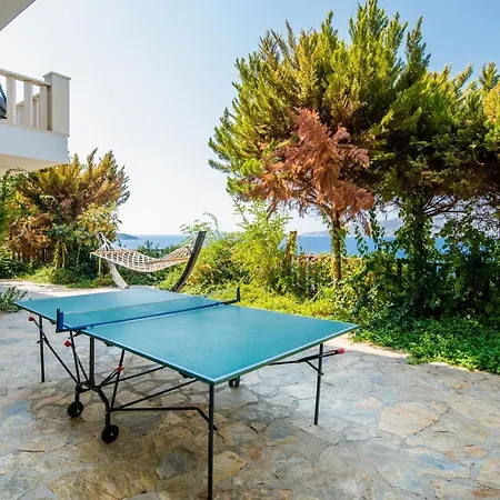 Seaside Ξενοδοχείο 4*